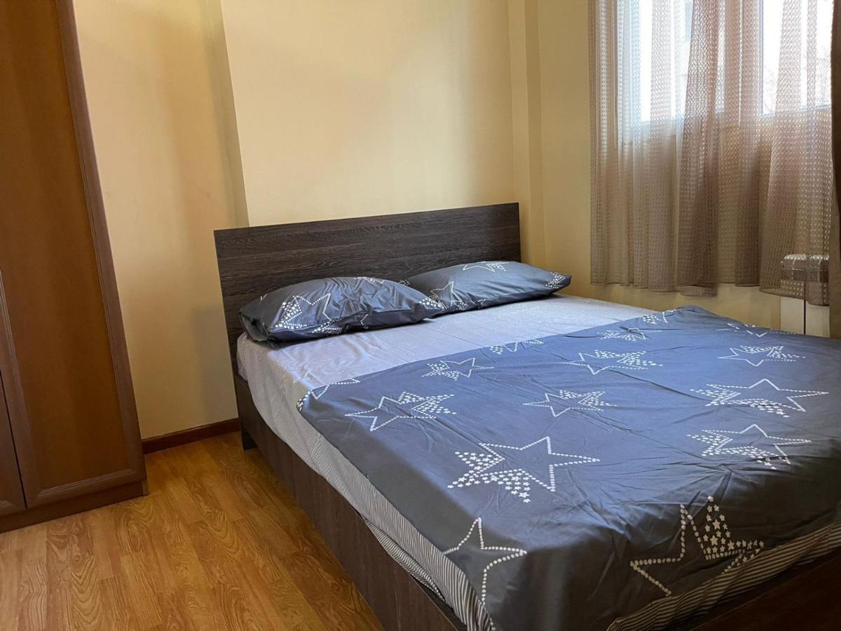 Apartment In Yerevan, Centre ภายนอก รูปภาพ
